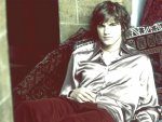 ashton_kutcher_wallpaper_2_by_ukotanya.jpg